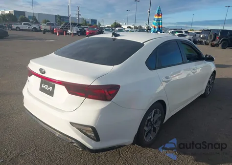 2021 Kia Forte Lxs из США, поврежденный, VIN 3KPF24AD3ME354749